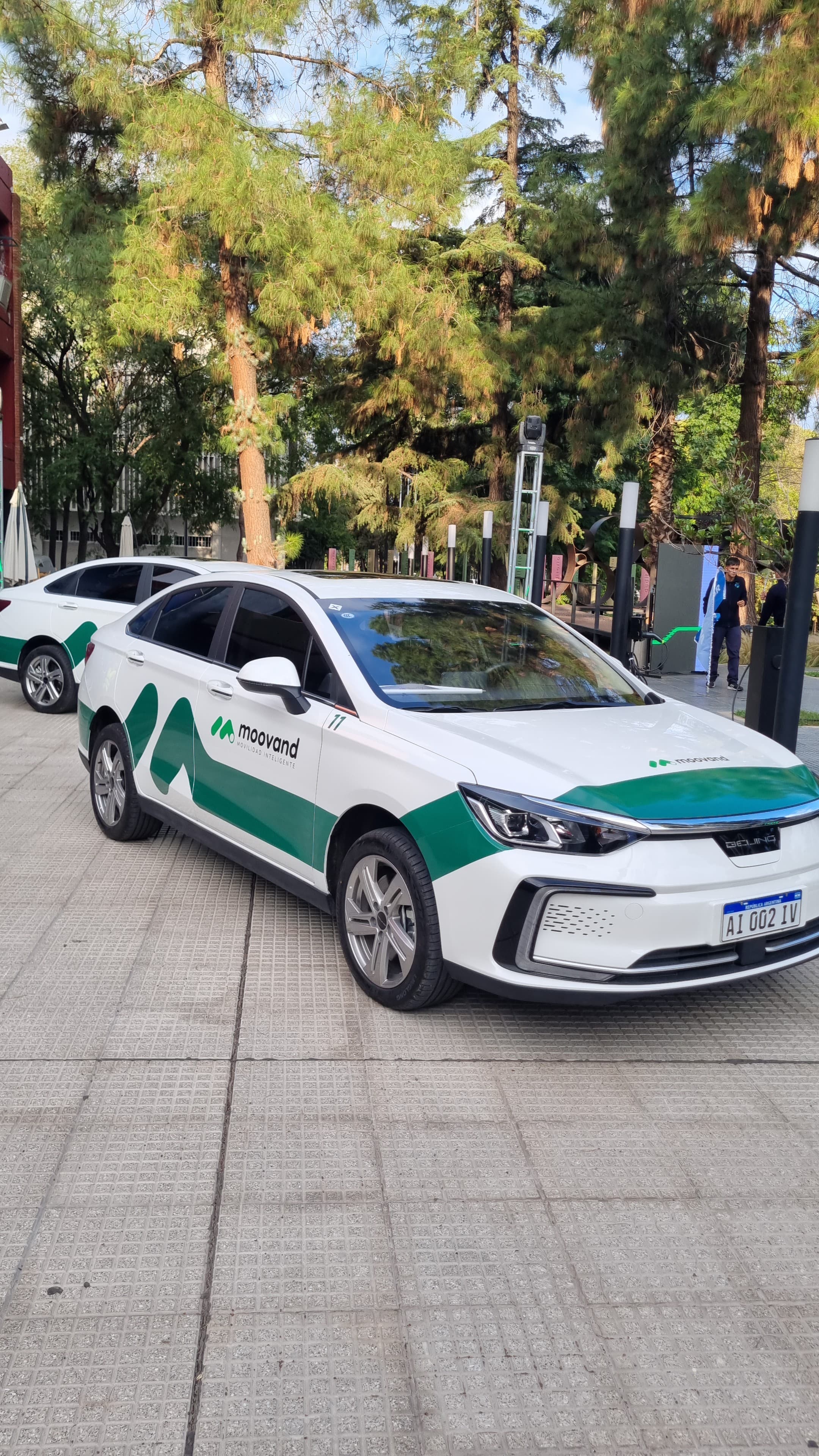 BAIC EU5 eléctrico de Lila Eco Tours Mendoza